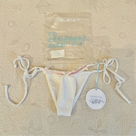 FRANKIE’S BIKINIS X GIGI HADID DANDELION THERMAL BOTTOM IN XS - Picture 2 of 5